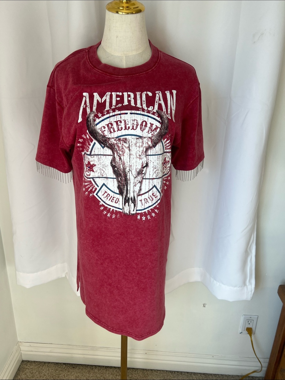 Freedom Graphic Tee - Red